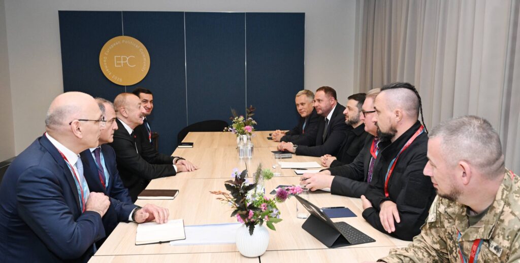 Ilham Aliyev meets Volodymyr Zelensky in Copenhagen